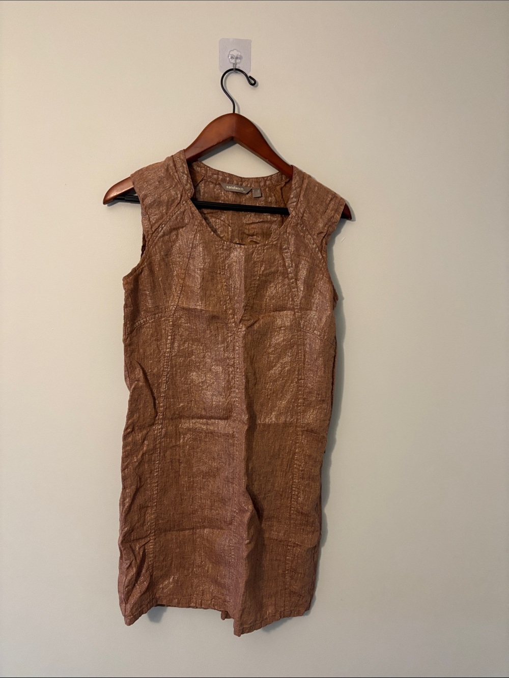 Textured Sleeveless Shift Dress in Warm Brown